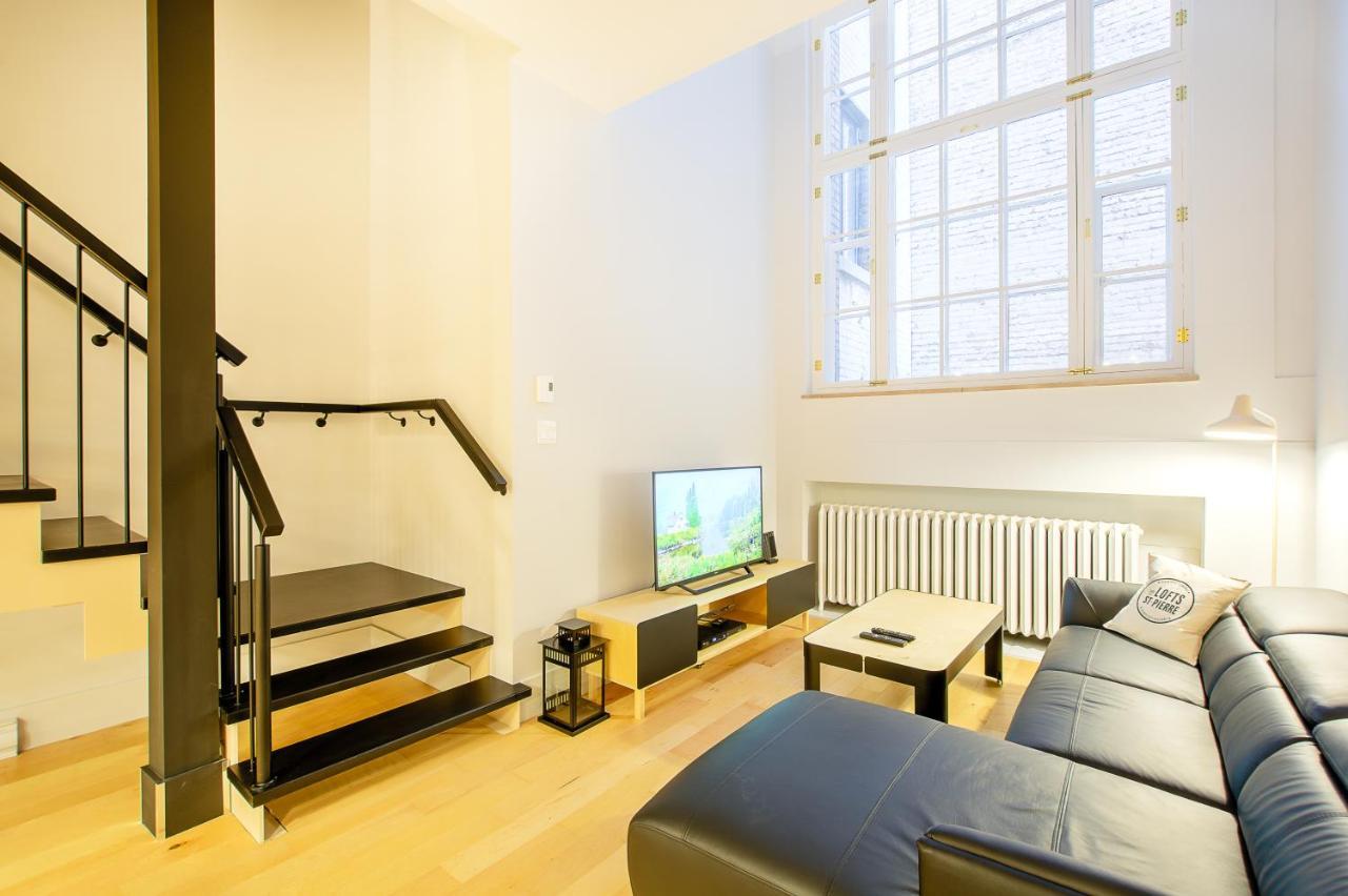 Les Lofts St-Pierre - Par Les Lofts Vieux-Quebec Apartment Bagian luar foto