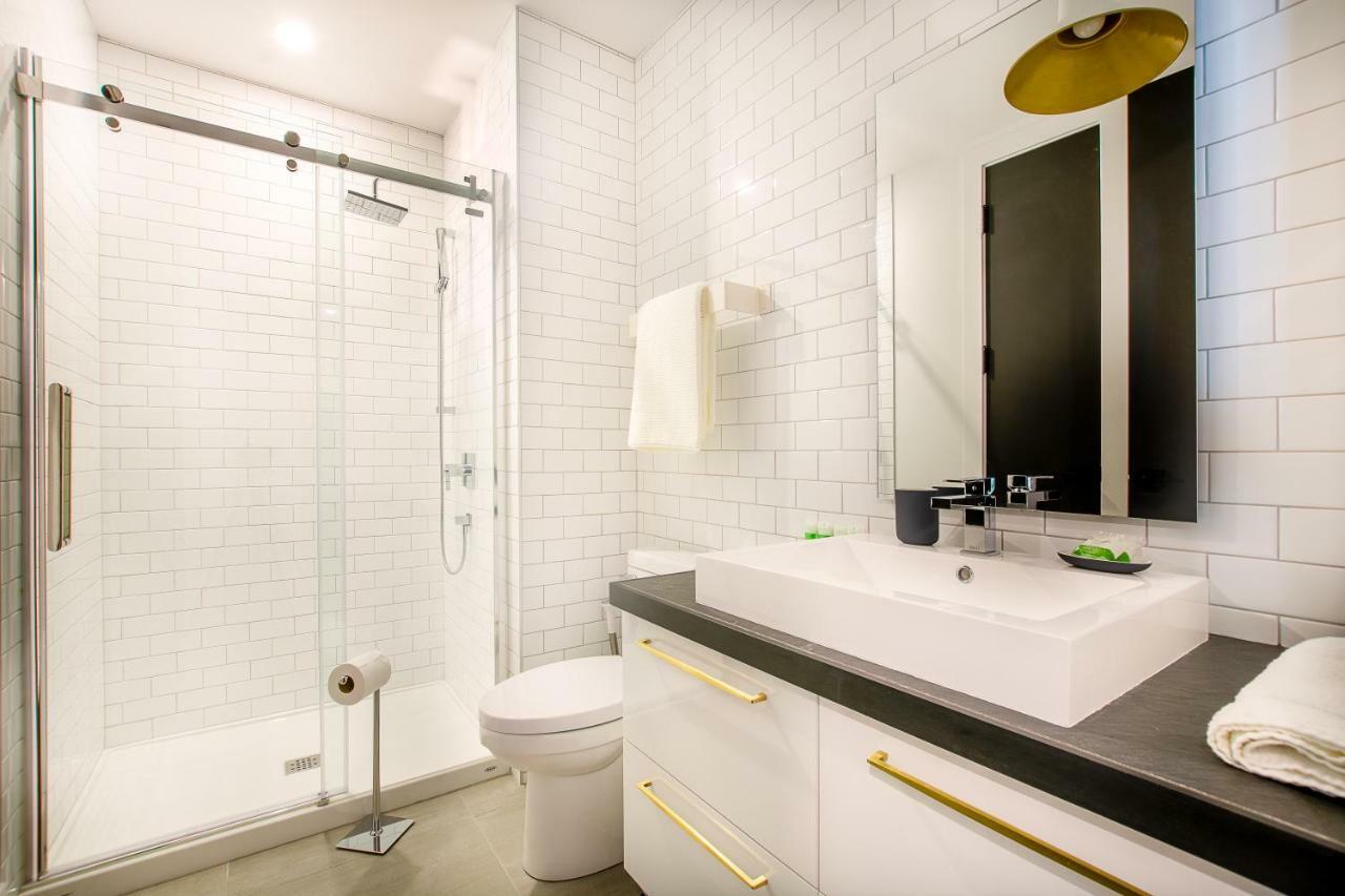 Les Lofts St-Pierre - Par Les Lofts Vieux-Quebec Apartment Bagian luar foto
